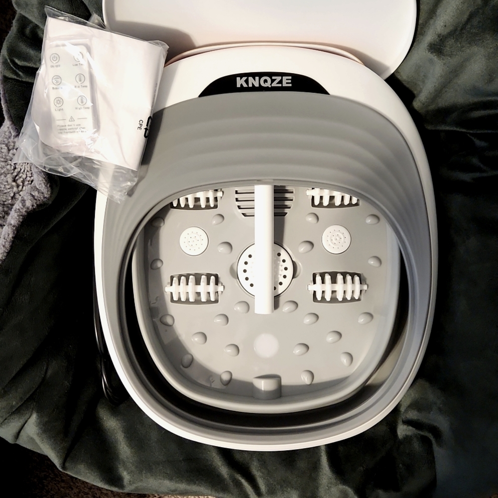 KNQZE Collapsible Foot Spa Bath Massager